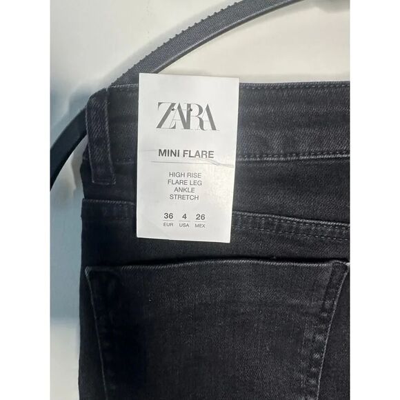 Zara HighRise Flare stretch jeans - Picture 2 of 7